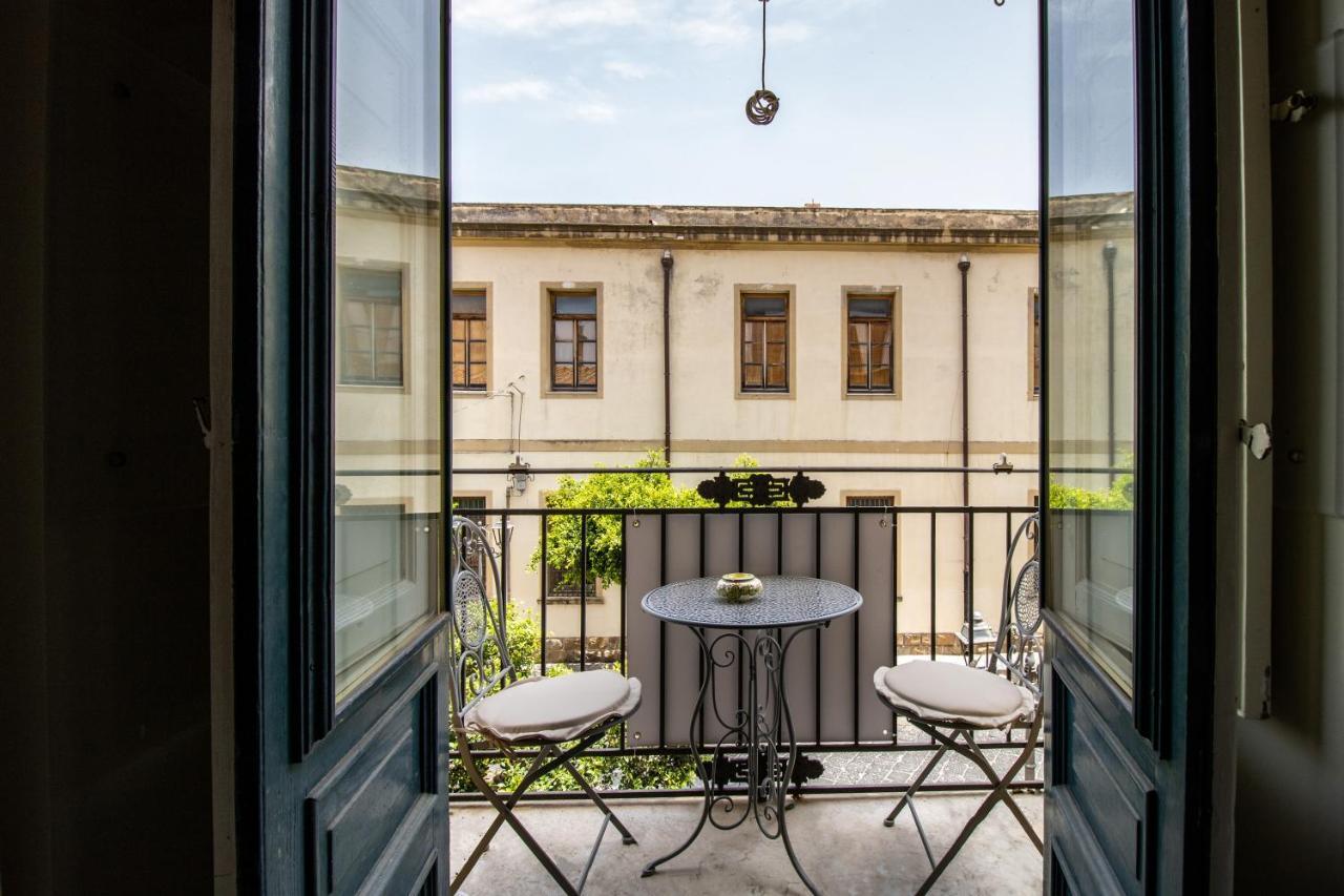 The Palace B&B And Apartments Santo Stefano di Camastra Exterior photo