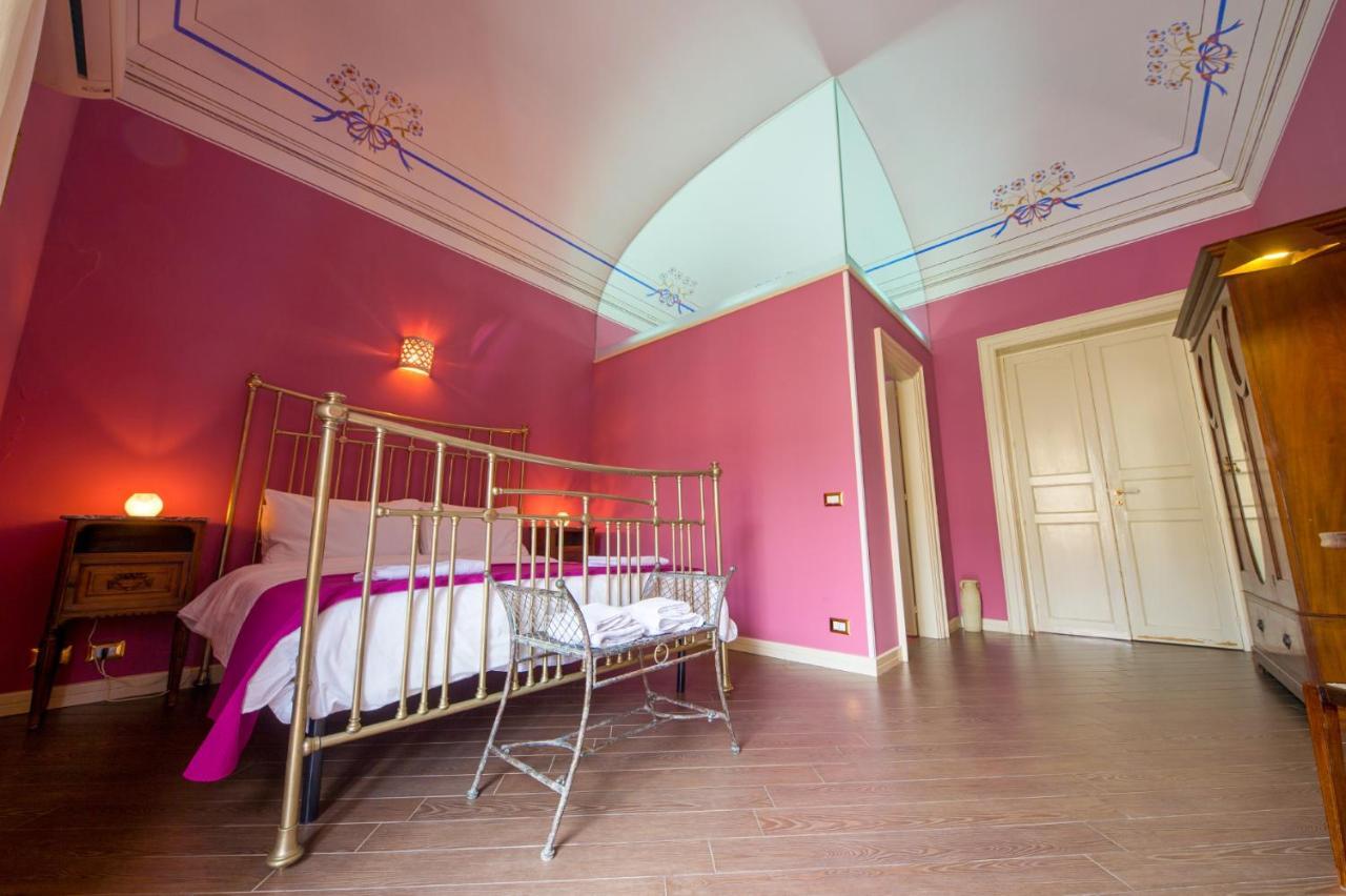 The Palace B&B And Apartments Santo Stefano di Camastra Exterior photo
