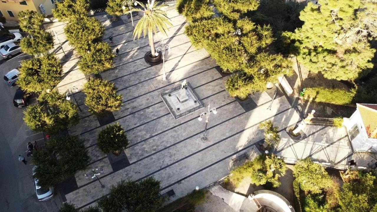 The Palace B&B And Apartments Santo Stefano di Camastra Exterior photo