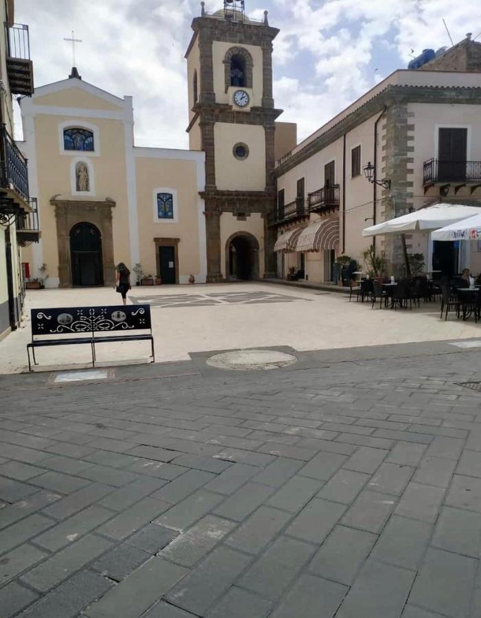 The Palace B&B And Apartments Santo Stefano di Camastra Exterior photo