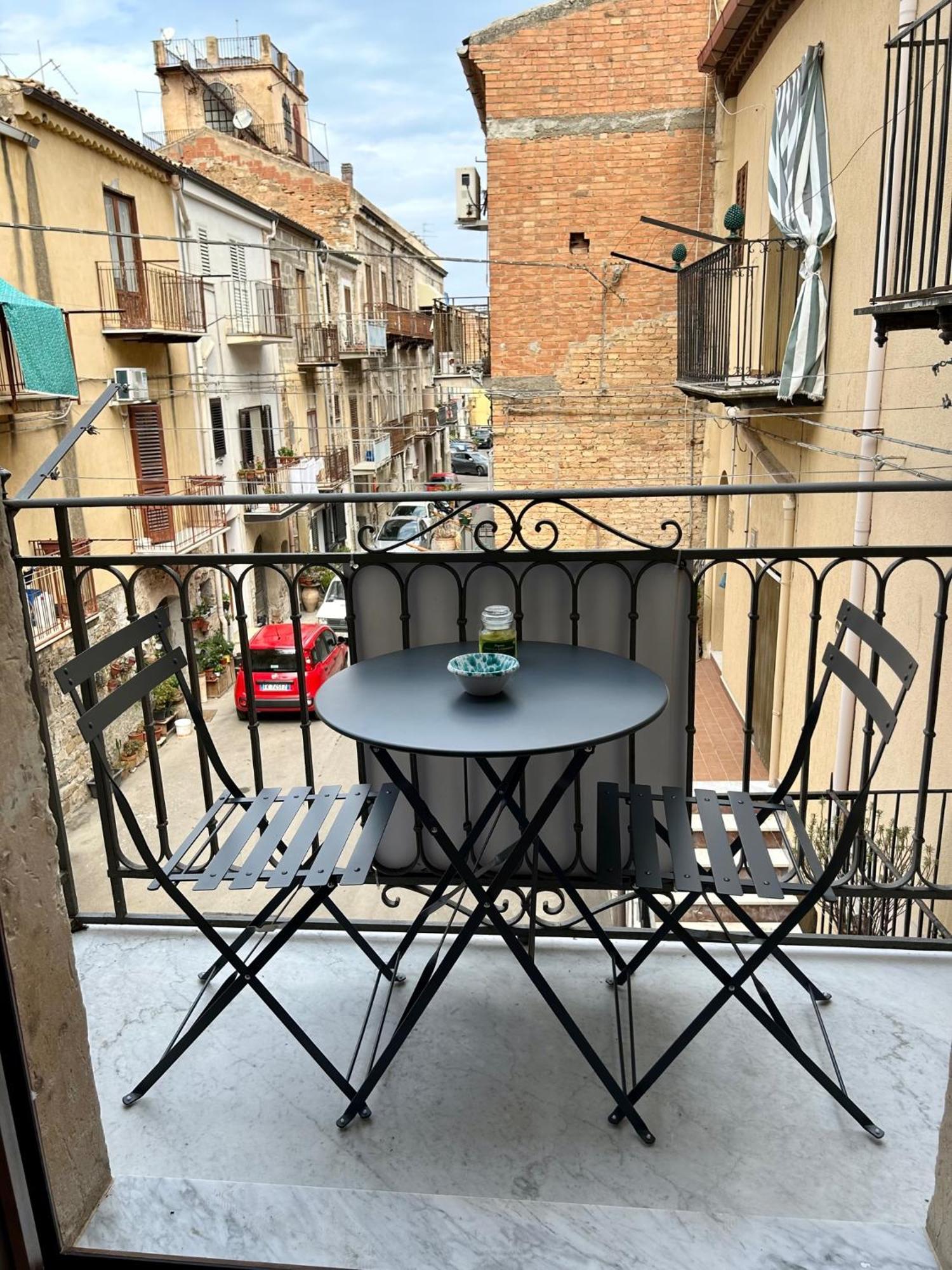 The Palace B&B And Apartments Santo Stefano di Camastra Exterior photo