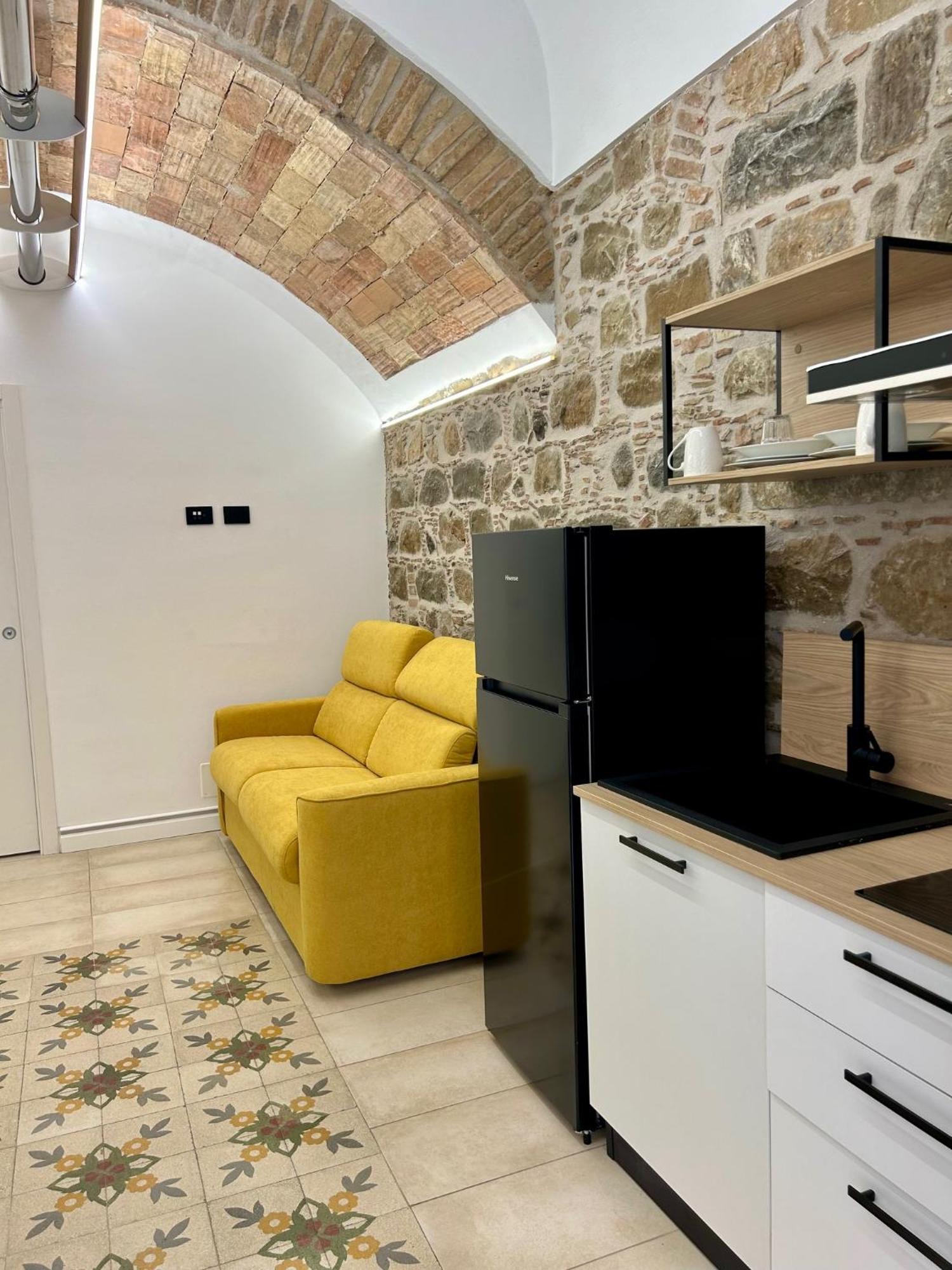 The Palace B&B And Apartments Santo Stefano di Camastra Exterior photo