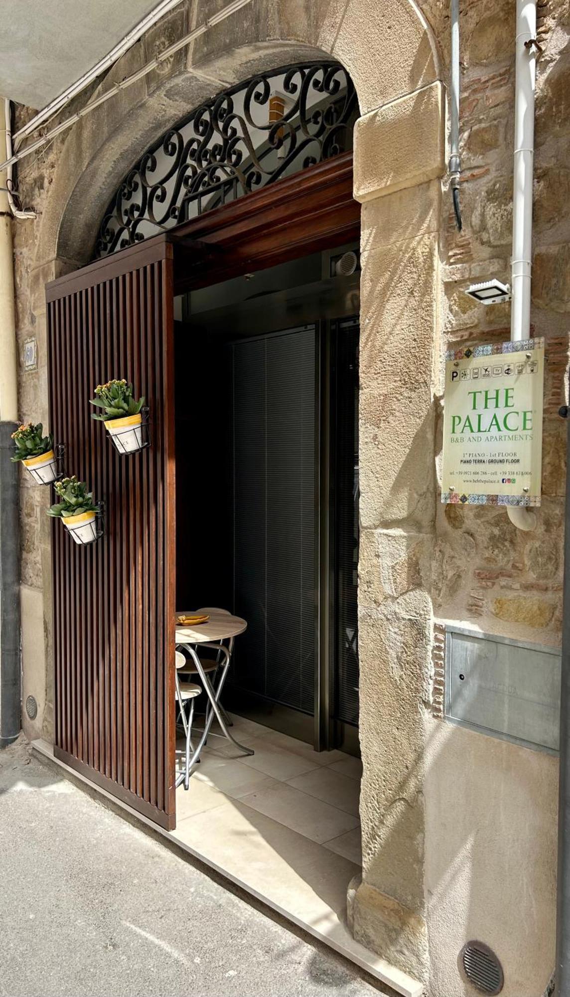 The Palace B&B And Apartments Santo Stefano di Camastra Exterior photo